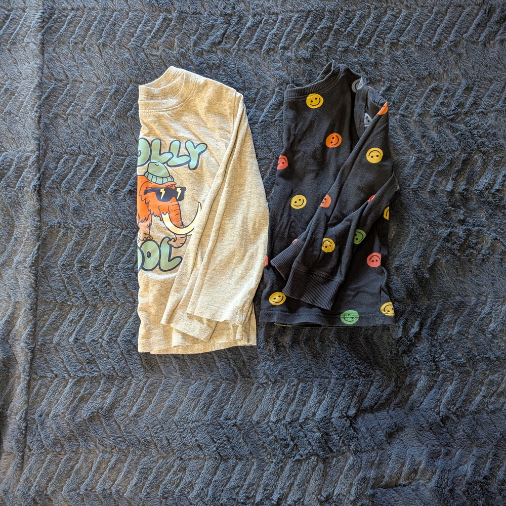 Carter's & Old Navy Set Of Long Sleeve Crewneck Shirts, Size 4t